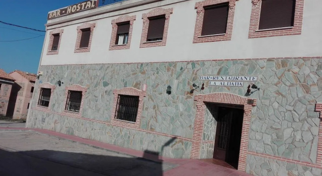 Hostal La Aldaba, Rezervovat Hotel Montearagón 