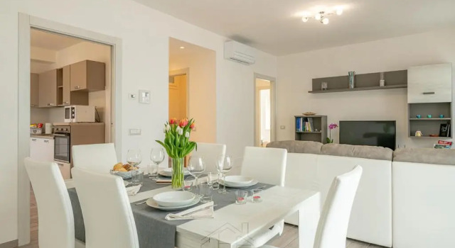 Dea House, Varaa Hotelli Nesso Como
