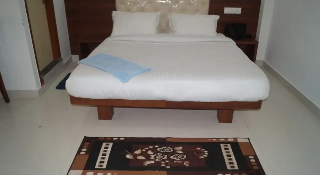 Bsk Deluxe Hotel & Lodge