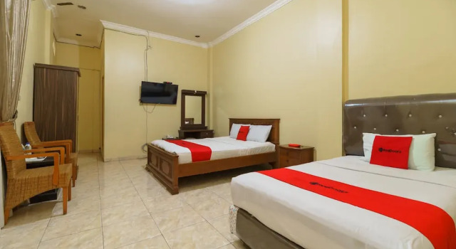 Номер Standard RedDoorz Plus @ Hotel Sempurna Watervang Lubuk Linggau