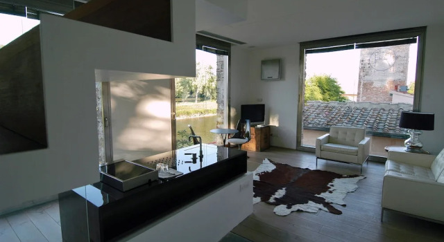 Люкс с балконом Riva Lofts Florence
