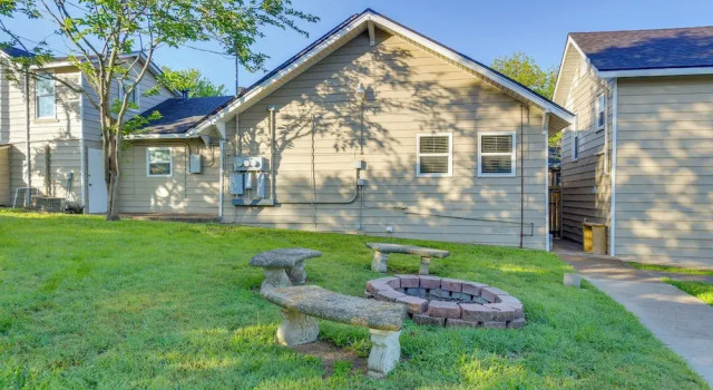 3 Mi to Baylor U: Home w/ Shared Yard, Book Feriehus Sommerhuse i Waco, Hytte
