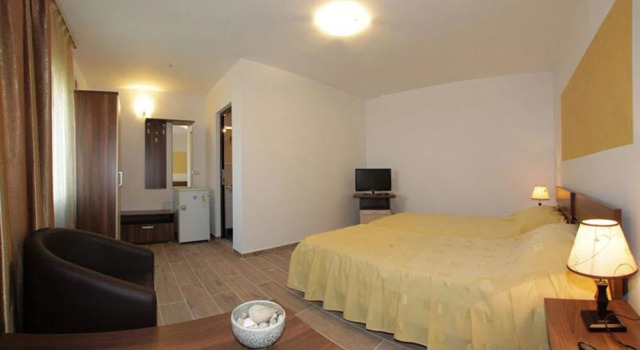 Complex Vile Lorena, Varaa Hotelli Hotellit Mamaia-Sat pysäköinnillä, Pysäköinti