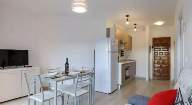 Семейные апартаменты c 1 комнатой с видом на горы Apartamento Dinasty