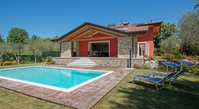 Villa Marina con piscina by Wonderful Italy, Забронировать Вилла Отели Монига-дель-Гарды 4 звезды, 4*