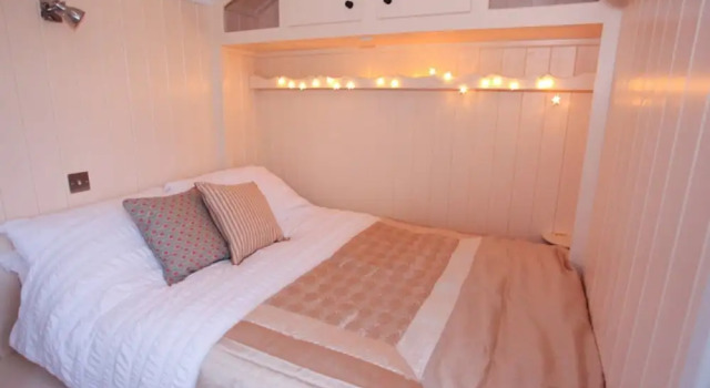 Abbey Farm, Varaa Leirintäalue Telttailu ja glamping kohteessa Gloucestershire, Leirintäalue