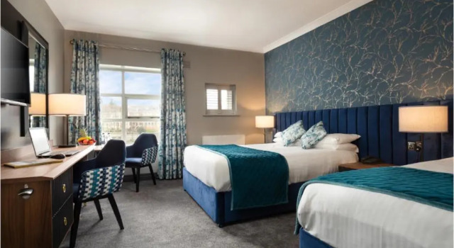 Трёхместный номер Standard Riverside Park Hotel