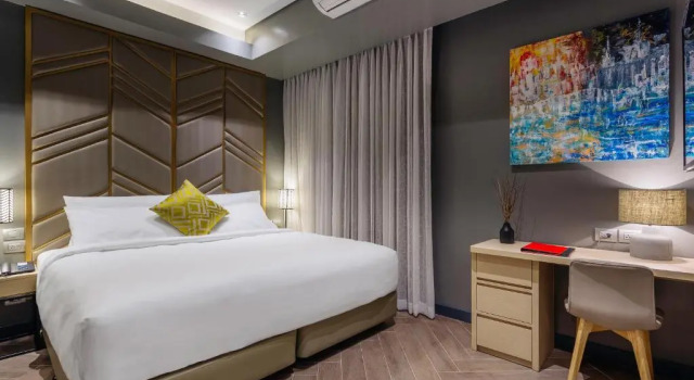Полулюкс Summit Hotel Greenhills