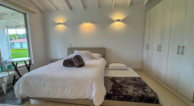 el Jardín del Edén para tu Niño Interior, Rezervovat Hotel Hotely v Santander s parkováním, Parkování