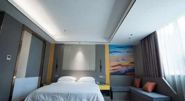 Двухместный номер Standard GreenTree Inn Meizhou Meijiang District Wanda Plaza Hotel