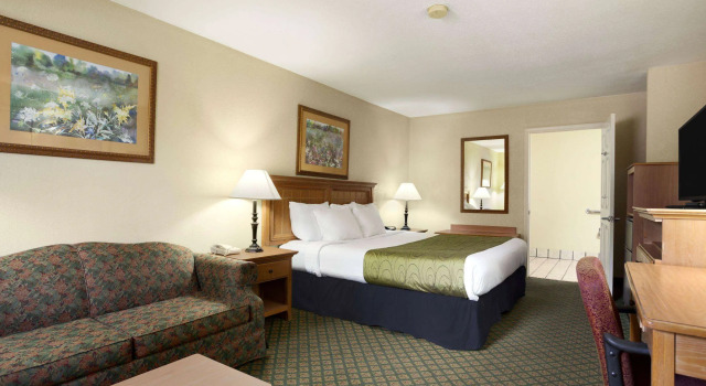 Days Inn and Suites Stuttgart, Book Hotel Hoteller i Stuttgart med parkering, Parkering