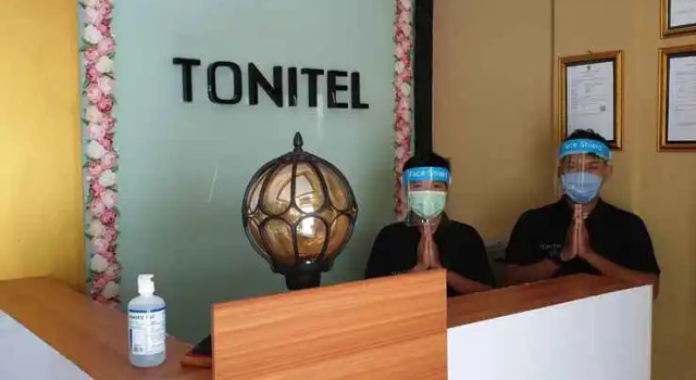 TONITEL Hotel Malioboro Yogyakarta, Book Hotel Hotels in Yogyakarta Province with Breakfast, Breakfasts