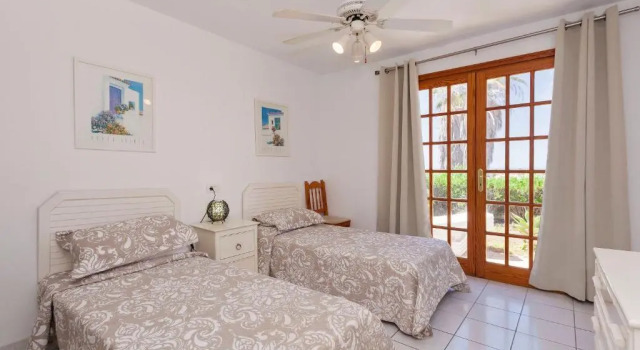 San Andres Resort Villa 06 Golf del Sur, Забронировать Курортный отель Отели Сан-Мигель-де-Абона с парковкой, рядом с Playa Amarilla, Парковка