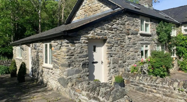 Căsuță 3 camere Stable Cottage