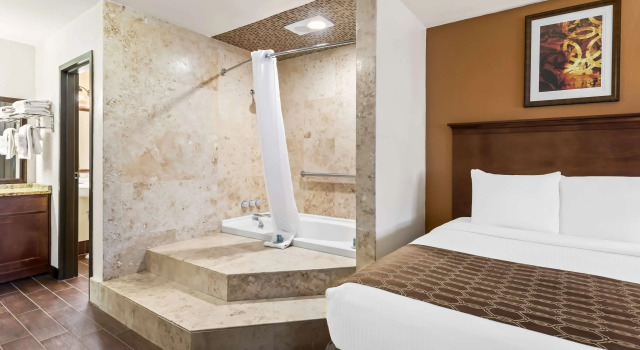 Четырёхместный люкс Best Western Tower West Lodge