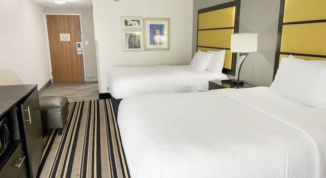 Четырёхместный номер Premium OYO Townhouse Jackson - Ridgeland