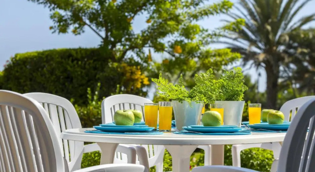Апартаменты Sirina Lina Beachfront Suite