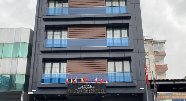 Oneday Suit Hotel, Varaa Hotelli Hotellit Marmara-alue pysäköinnillä, Pysäköinti