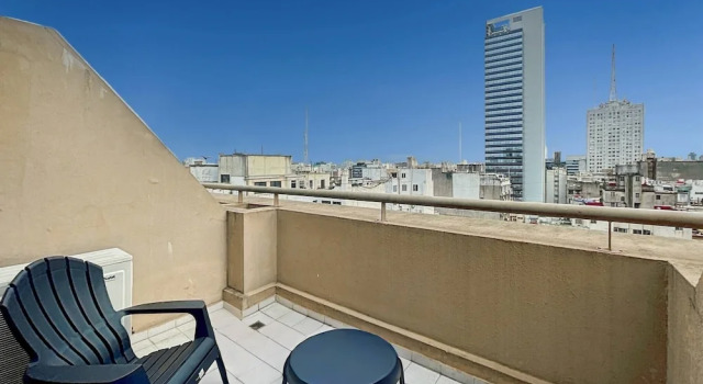 Апартаменты Spacious Studio in San Telmo with Balcony, Gym Pool