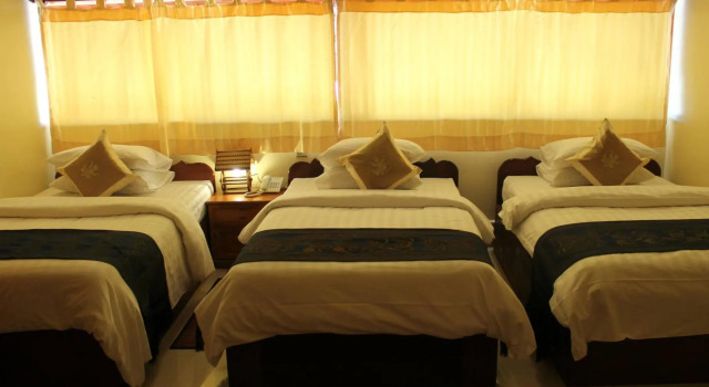 Трёхместный номер Deluxe Shining Angkor Apartment Hotel