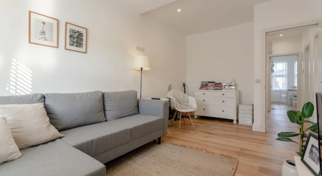Bright 1 Bedroom Apartment in Wimbledon Park, Varaa Huoneisto Asunnot kohteessa Merseyside, Huoneisto