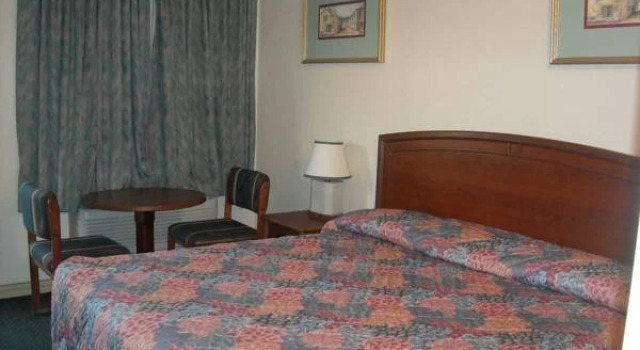 Coronado Inn, Rezerwuj Hotel El Centro Kalifornia
