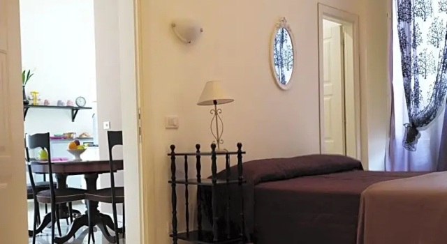 Flora Rooms, Забронировать Отель Недорогие отели Молизе, недорого