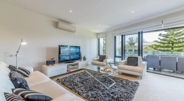 Cscape 3brm Apartment with a View