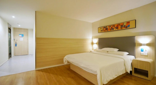 Hanting Hotel Shanghai People Square, Varaa Hotelli Huangpu 
