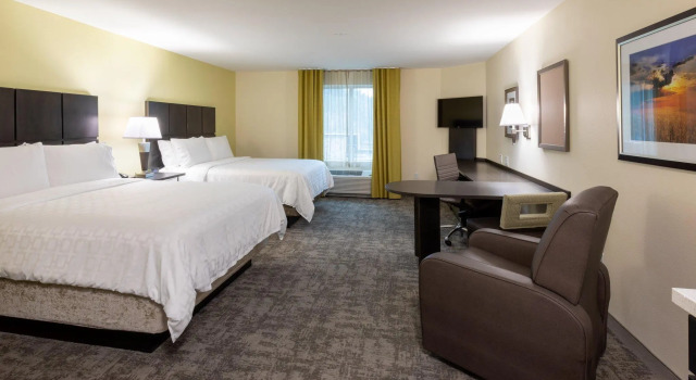 Четырёхместный люкс Candlewood Suites DTWN Medical Center