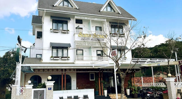 Vô Tư Hotel, Reservar Hotel Hotéis em Lam Dong com estacionamento, Estacionamento