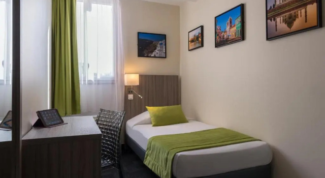 Номер Standard Reims Hotel