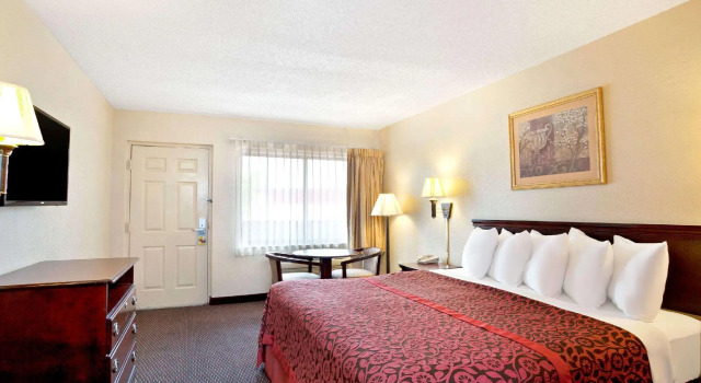 Двухместный номер Deluxe Quality Inn & Suites Orlando East - UCF Area