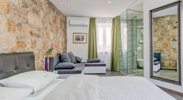 Split Suites centre rooms Olga & Petra, Prenota Appartamento Splitska 