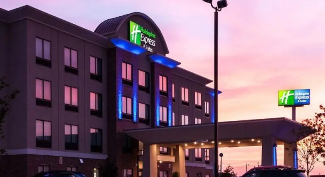 Четырёхместный люкс Holiday Inn Express El Reno by IHG