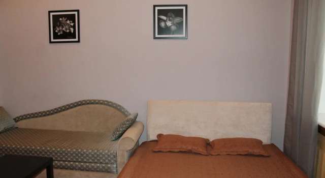 Pafos Na Kurskoy Guest House