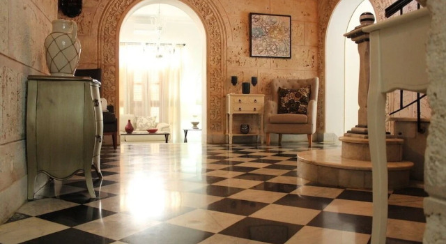 Luxury Castle in Miramar - PLF24