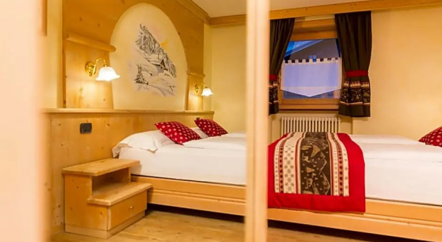 Двухместный номер Comfort Hotel Crosal
