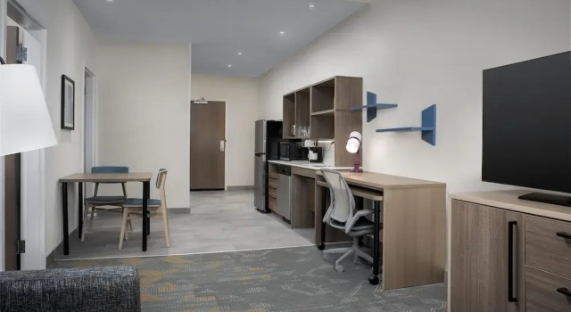 Люкс c 1 комнатой Home2 Suites By Hilton Tooele