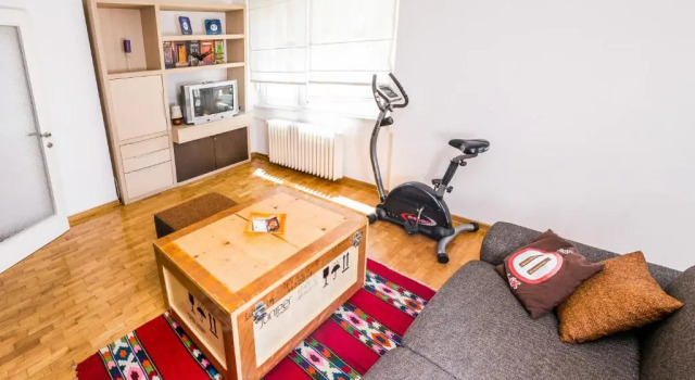 Apartment 33, Забронировать Апартаменты/квартира Врачар Белград, рядом с Храм Святого Саввы
