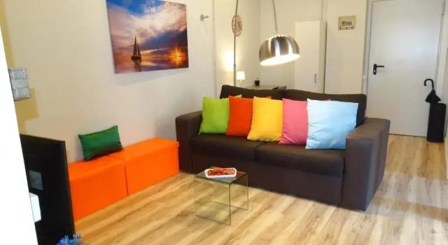 Апартаменты с видом на город Feel at Sants Apartments