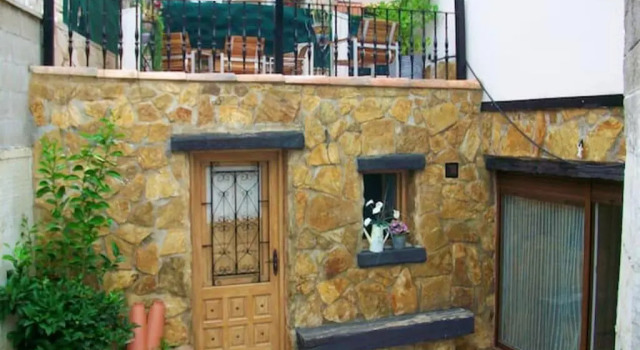 4 bedrooms house with wifi at Ampuero 6 km away from the beach, Reserva ahora Hotel Ampuero Cantabria
