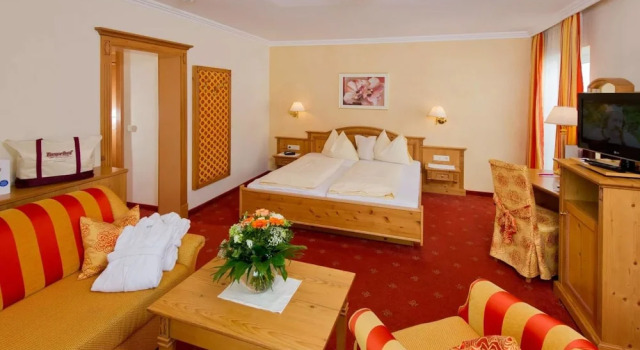 Двухместный номер Comfort с балконом Hotel Taxerhof
