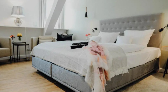 Romantik Hotel Köllners Landhaus, Забронировать Дом для отпуска Целле Люнебургская пустошь