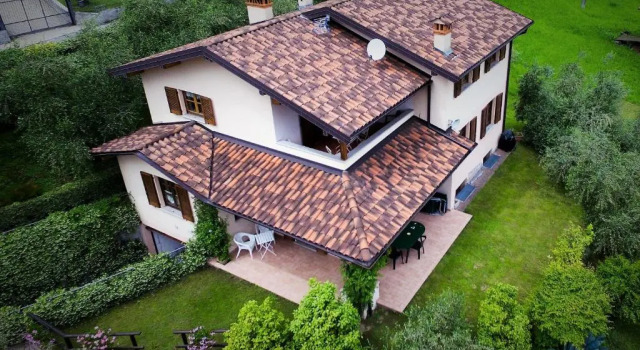 Appartamenti Il Medeghino, Boek Hotel Musso Comomeer
