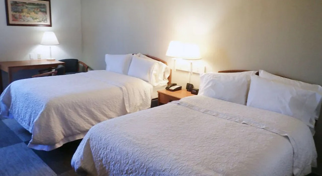 Четырёхместный номер Standard Comfort Inn & Suites Mt. Holly - Westampton