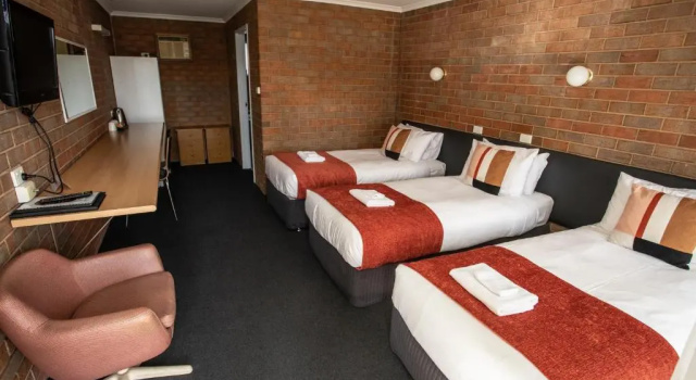 Трёхместный номер Standard Moama Motel