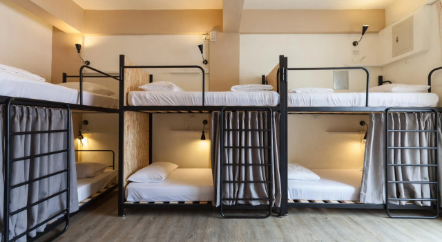 Кровать в общем номере Sleeping Boot Hostel