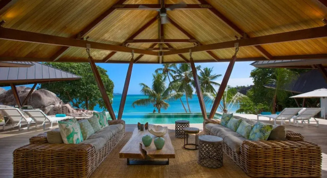 Luxury Cottage Villa Deckenia