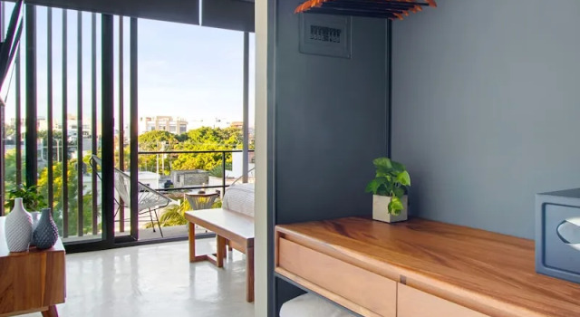 Студия Searena Boutique Condos - Adults Only